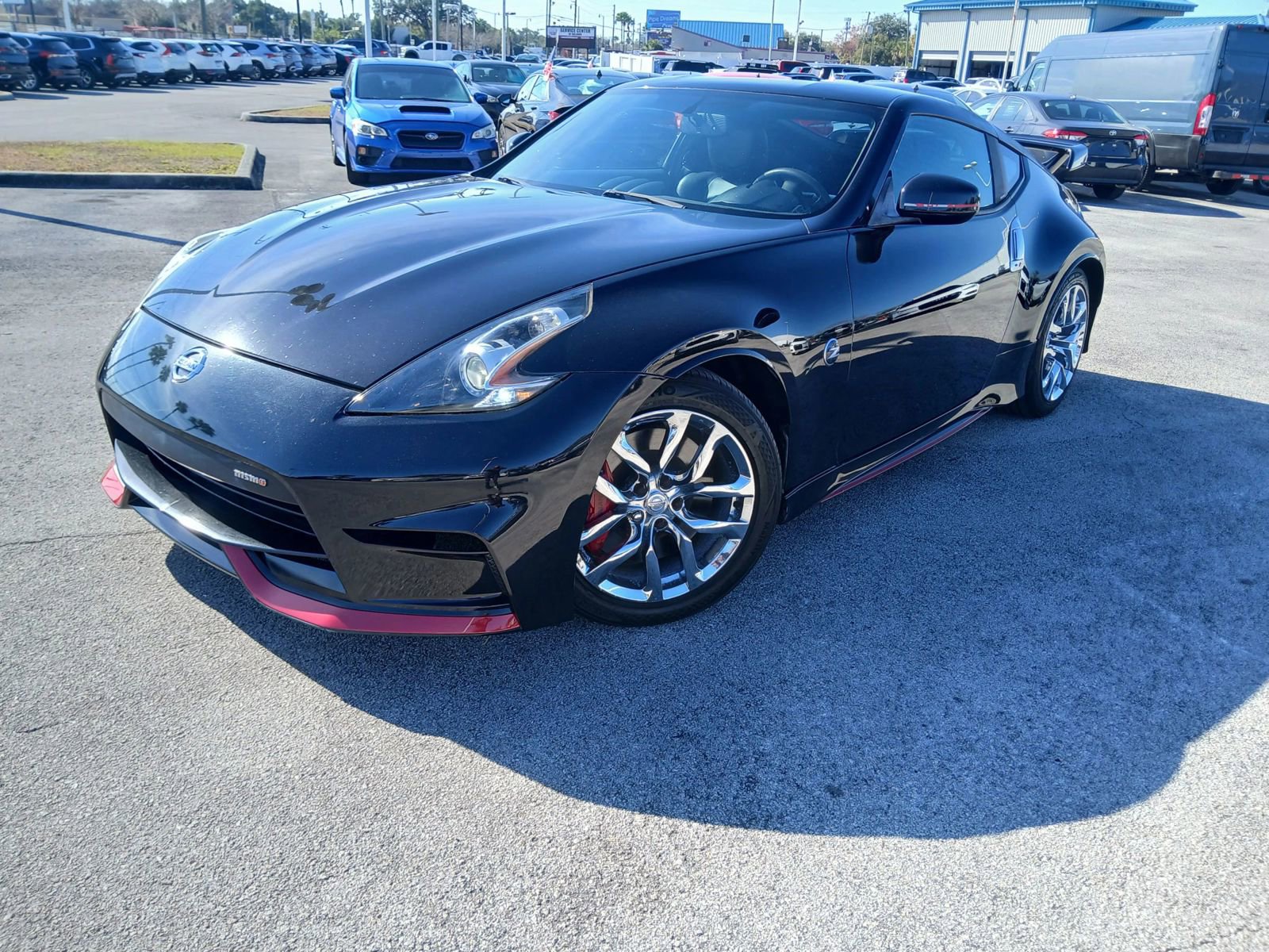 Used 2015 Nissan 370Z NISMO image 2
