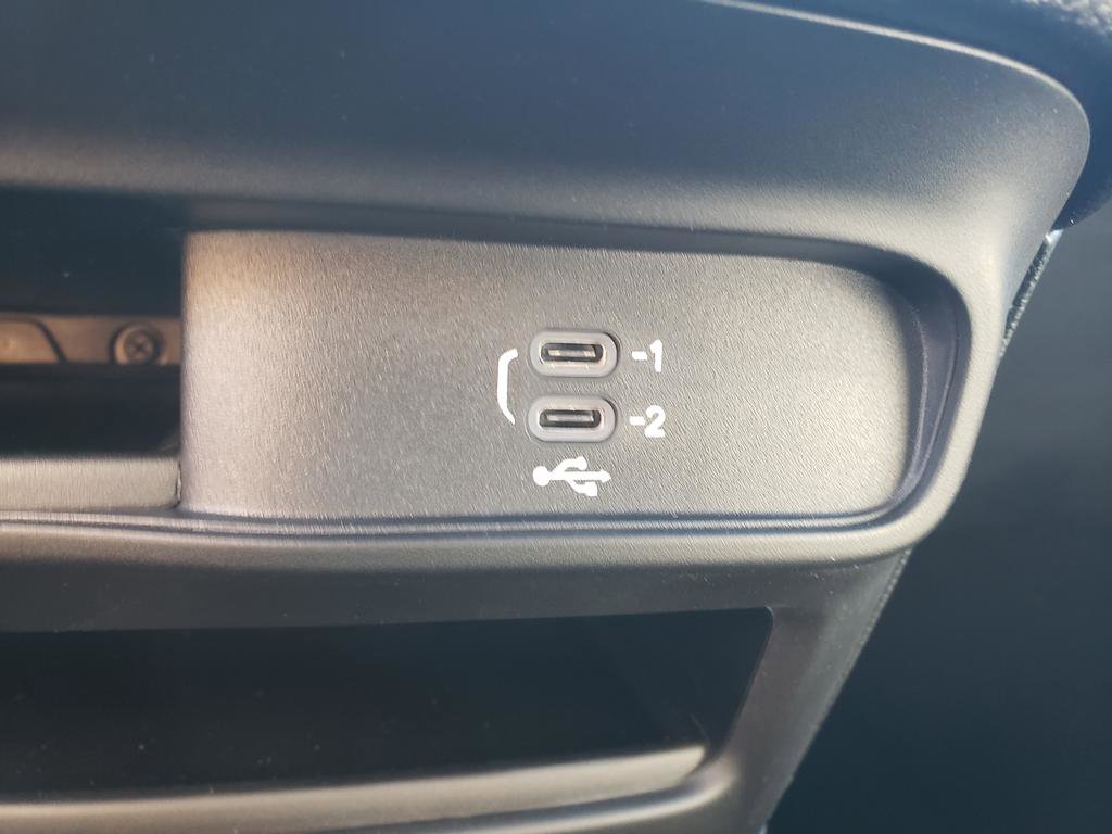 New 2026 Chrysler Voyager LX image 21