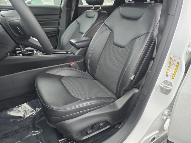 Used 2024 Jeep Compass Latitude w/ Convenience Group image 5