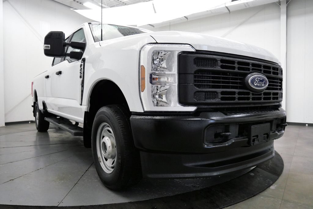 Used 2024 Ford F250 XL w/ FX4 Off-Road Package AWD/4WD image 39