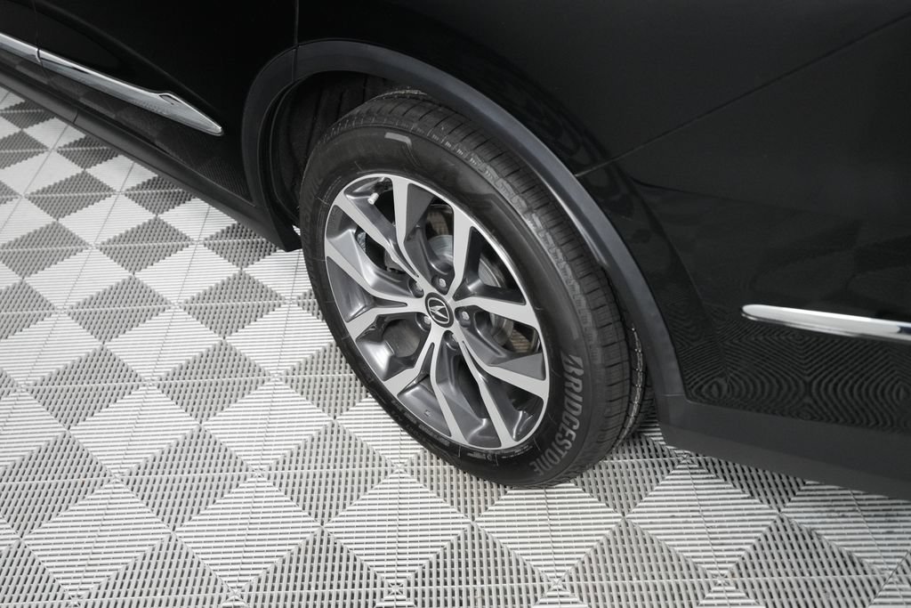 Used 2023 Acura MDX SH-AWD w/ Technology Package image 8