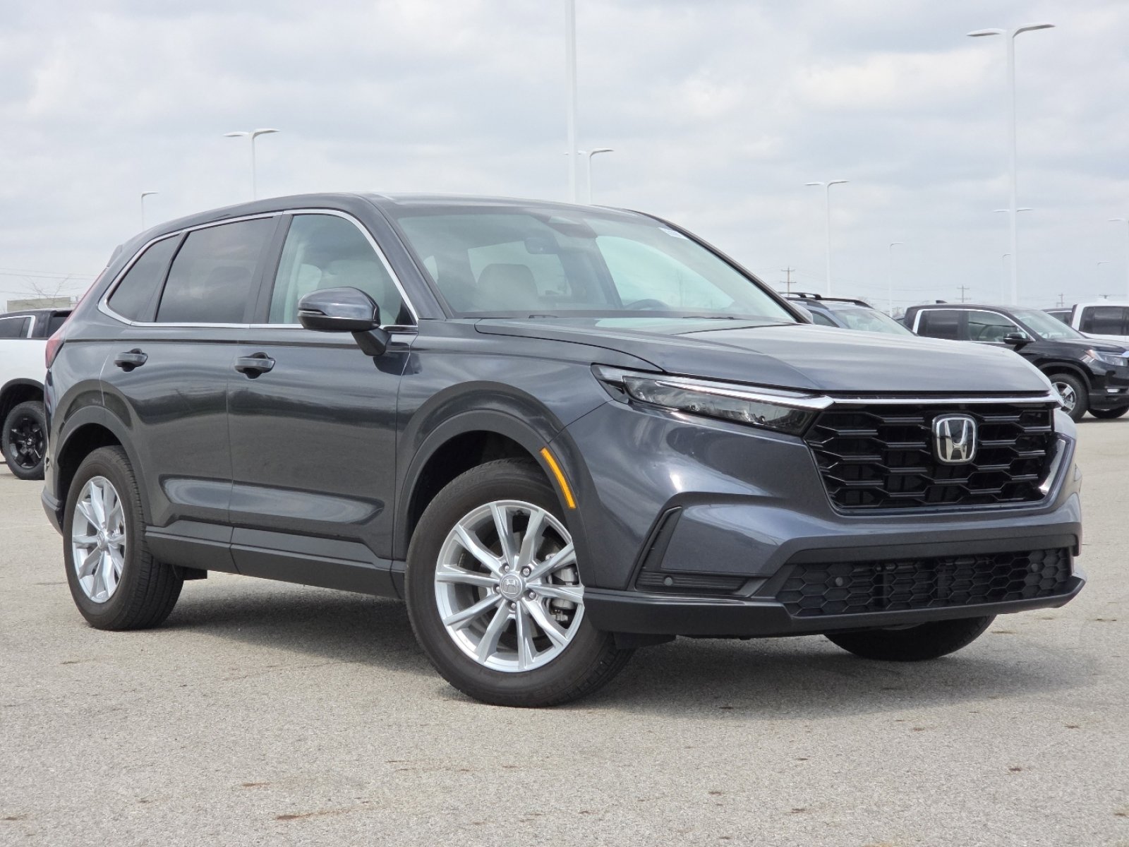 Used 2025 Honda CR-V EX-L image 2