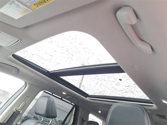 Certified 2024 Honda Pilot Touring image 20