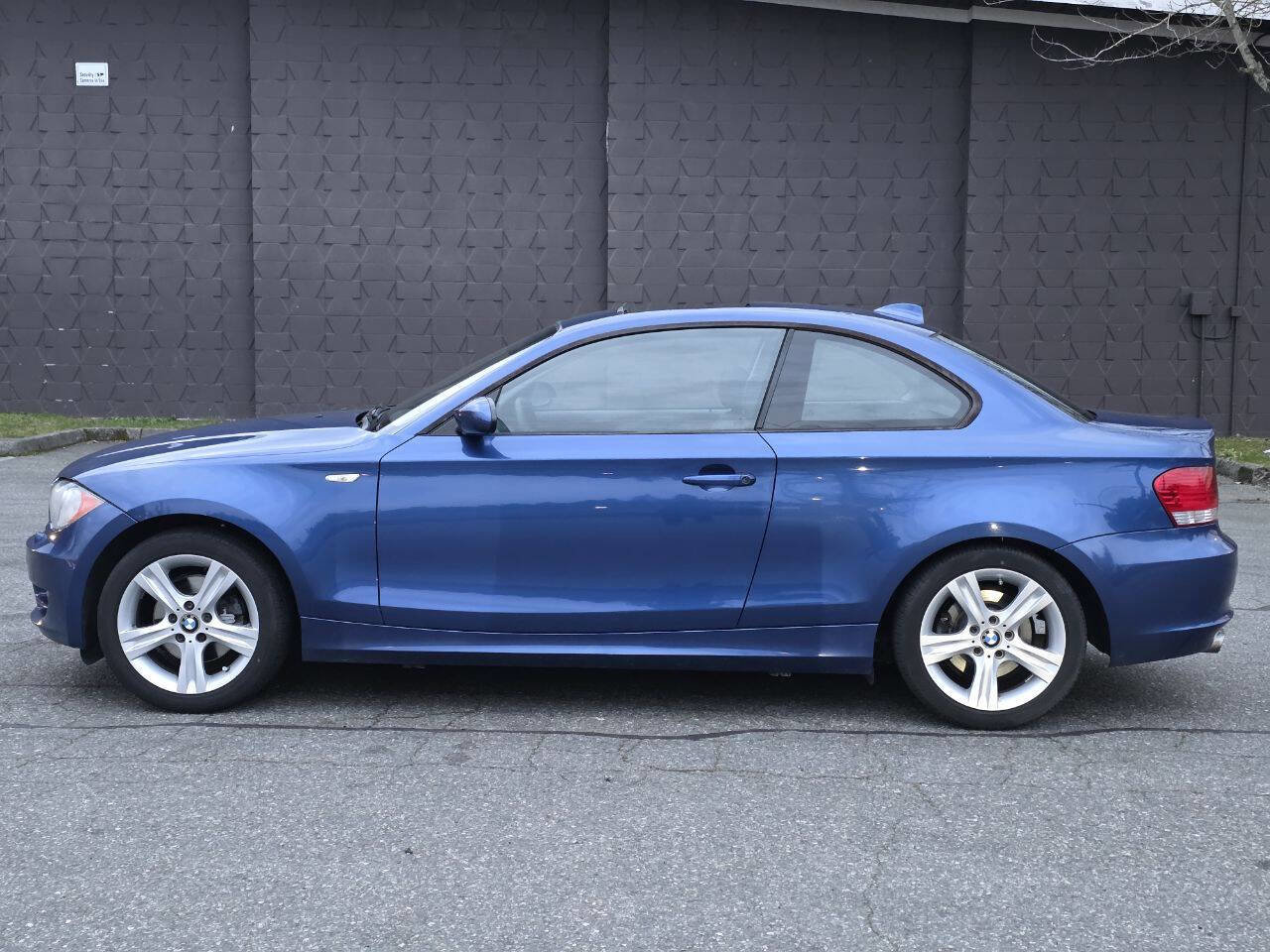 Used 2008 BMW 128i 128i 2dr Coupe image 4