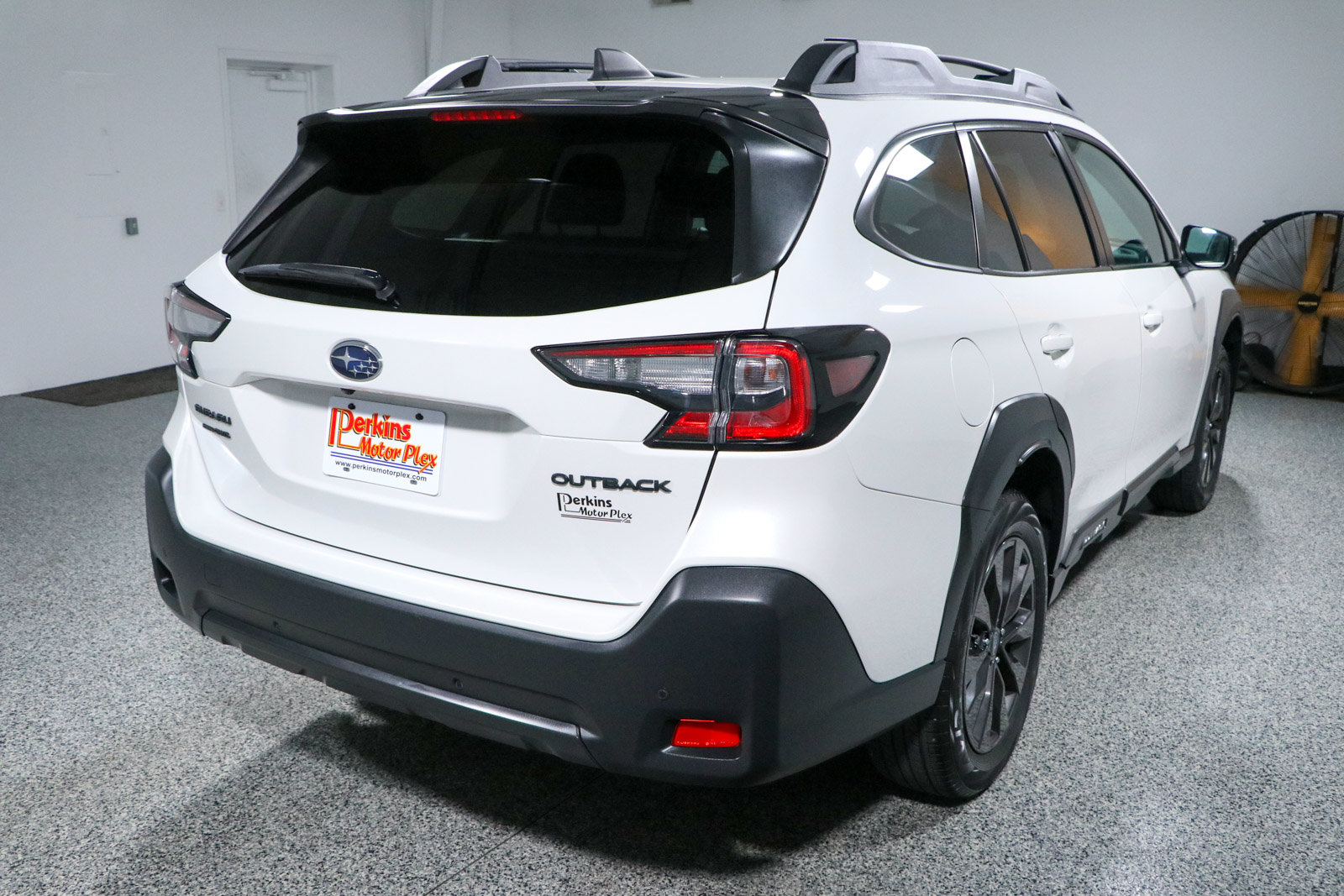 Used 2025 Subaru Outback Onyx Edition AWD/4WD image 7