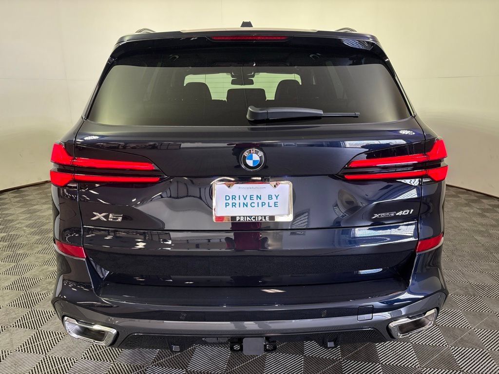 New 2026 BMW X5 xDrive40i w/ M Sport Package AWD/4WD image 7