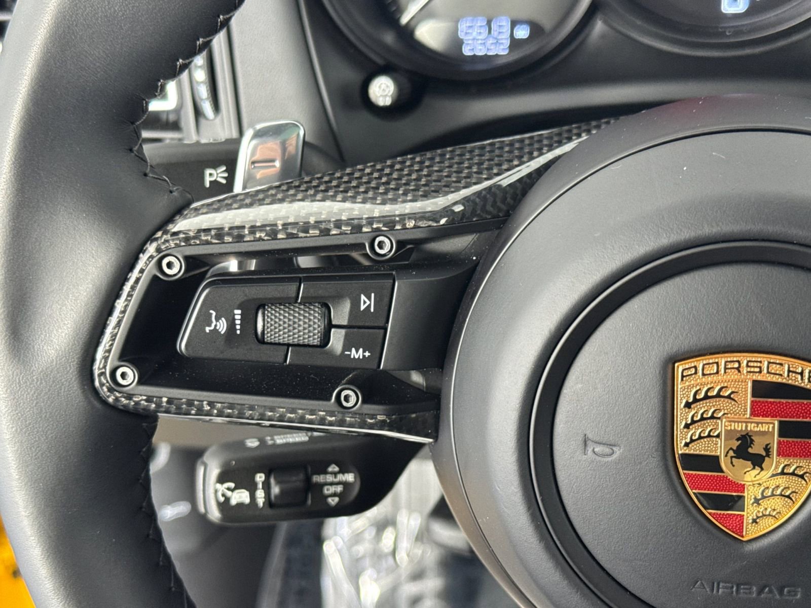 Certified 2022 Porsche Macan GTS image 28