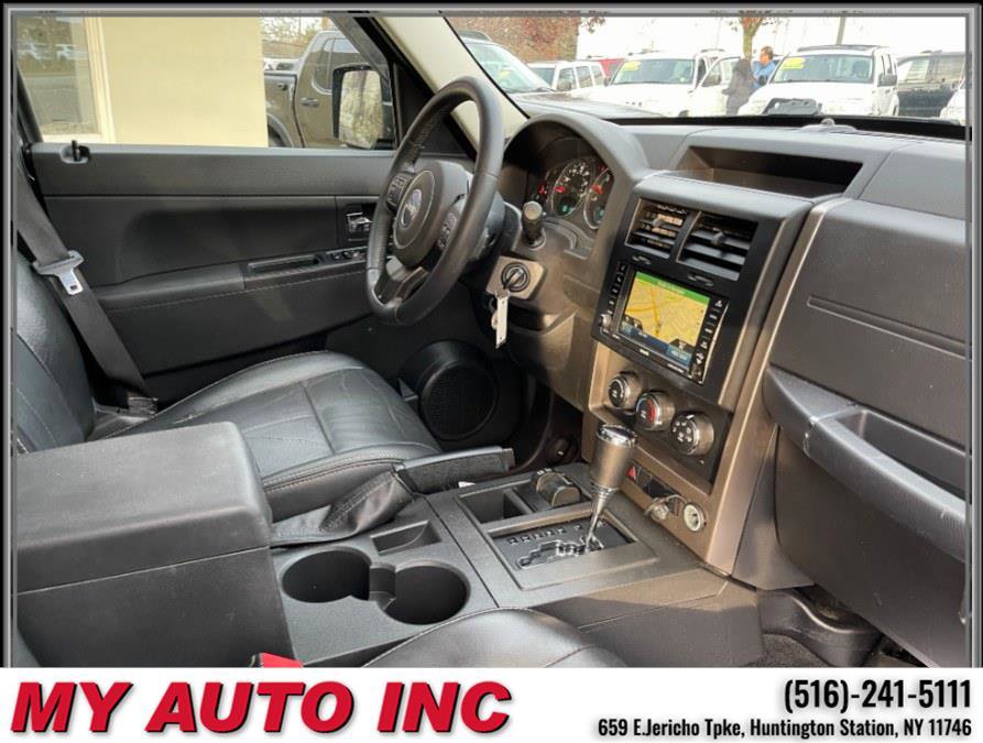 Used 2012 Jeep Liberty Sport image 25