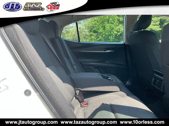 Used 2025 Toyota Camry LE FWD image 15