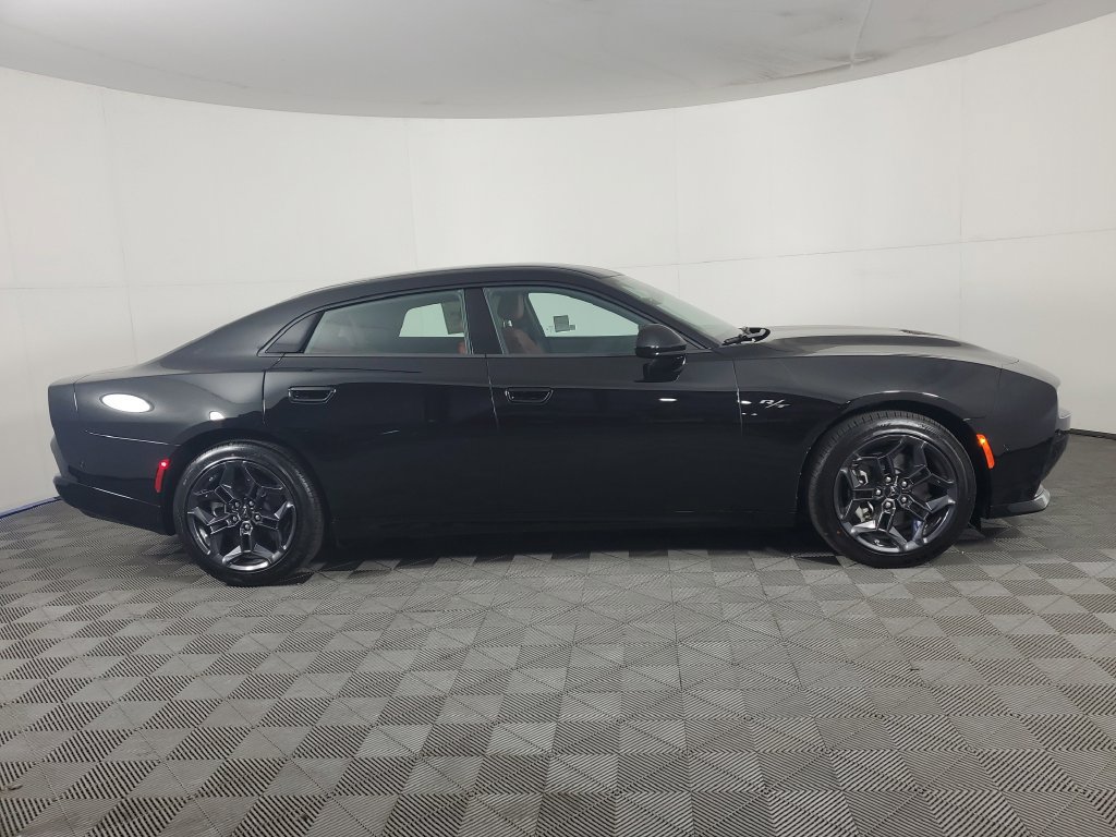 New 2026 Dodge Charger R/T AWD/4WD image 3