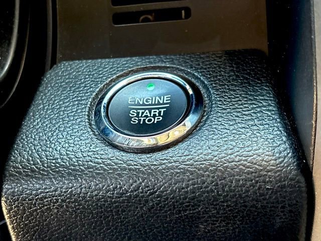 Used 2020 Ford F250 Lariat w/ Lariat Ultimate Package AWD/4WD image 28