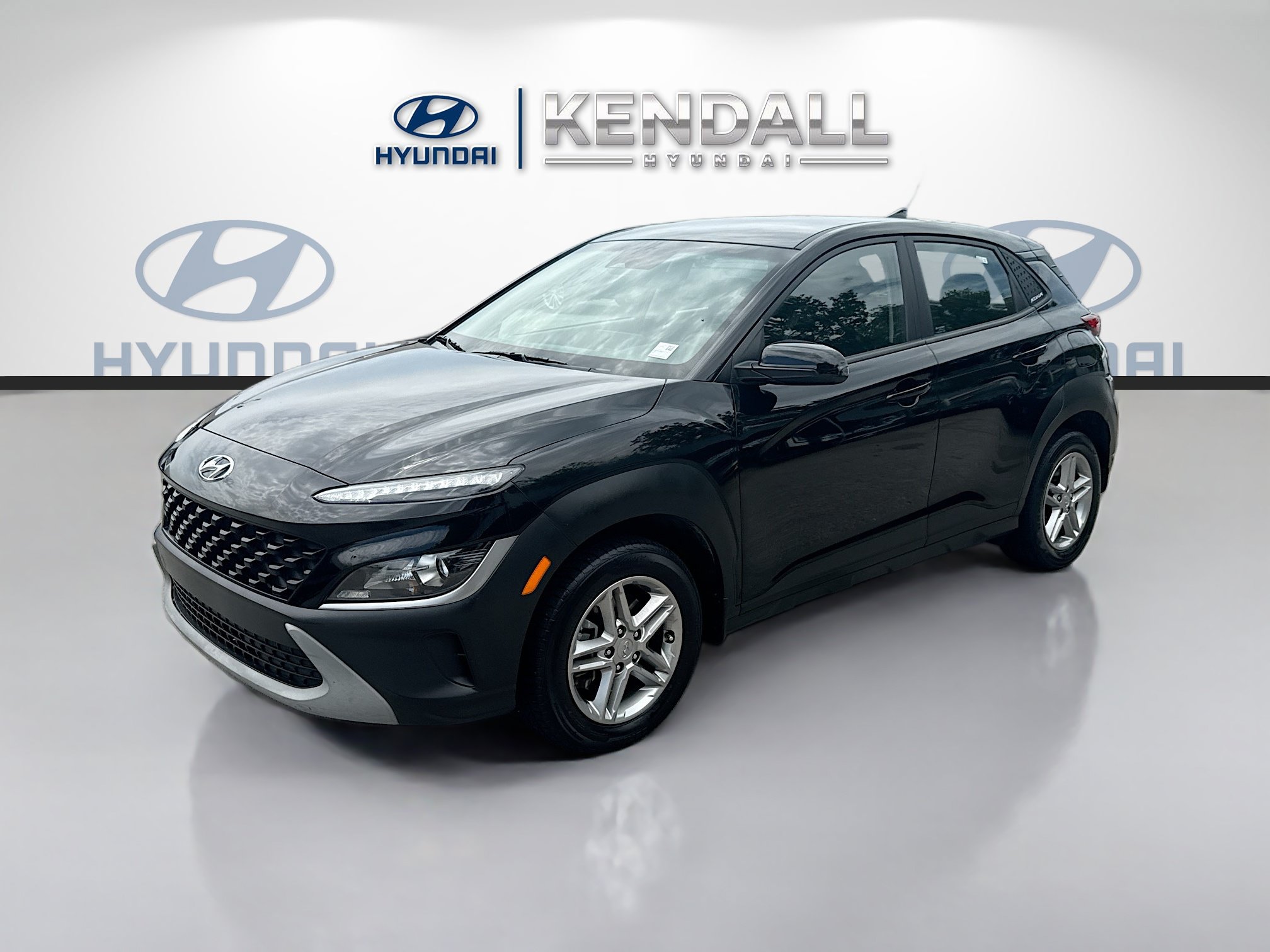 Used 2023 Hyundai Kona SE AWD/4WD image 3