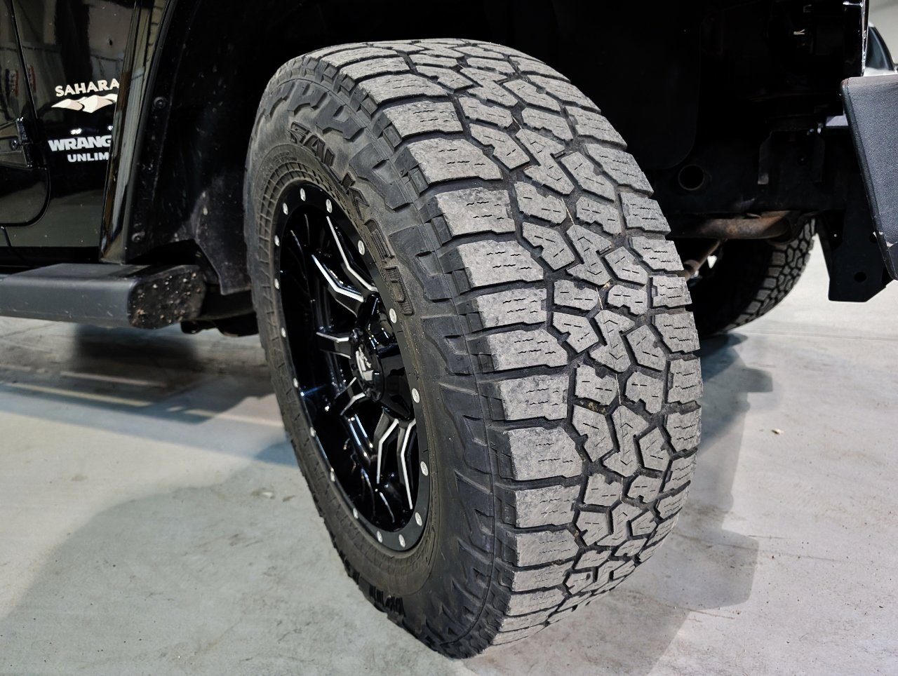 Used 2015 Jeep Wrangler Unlimited Sahara w/ Dual Top Group image 50