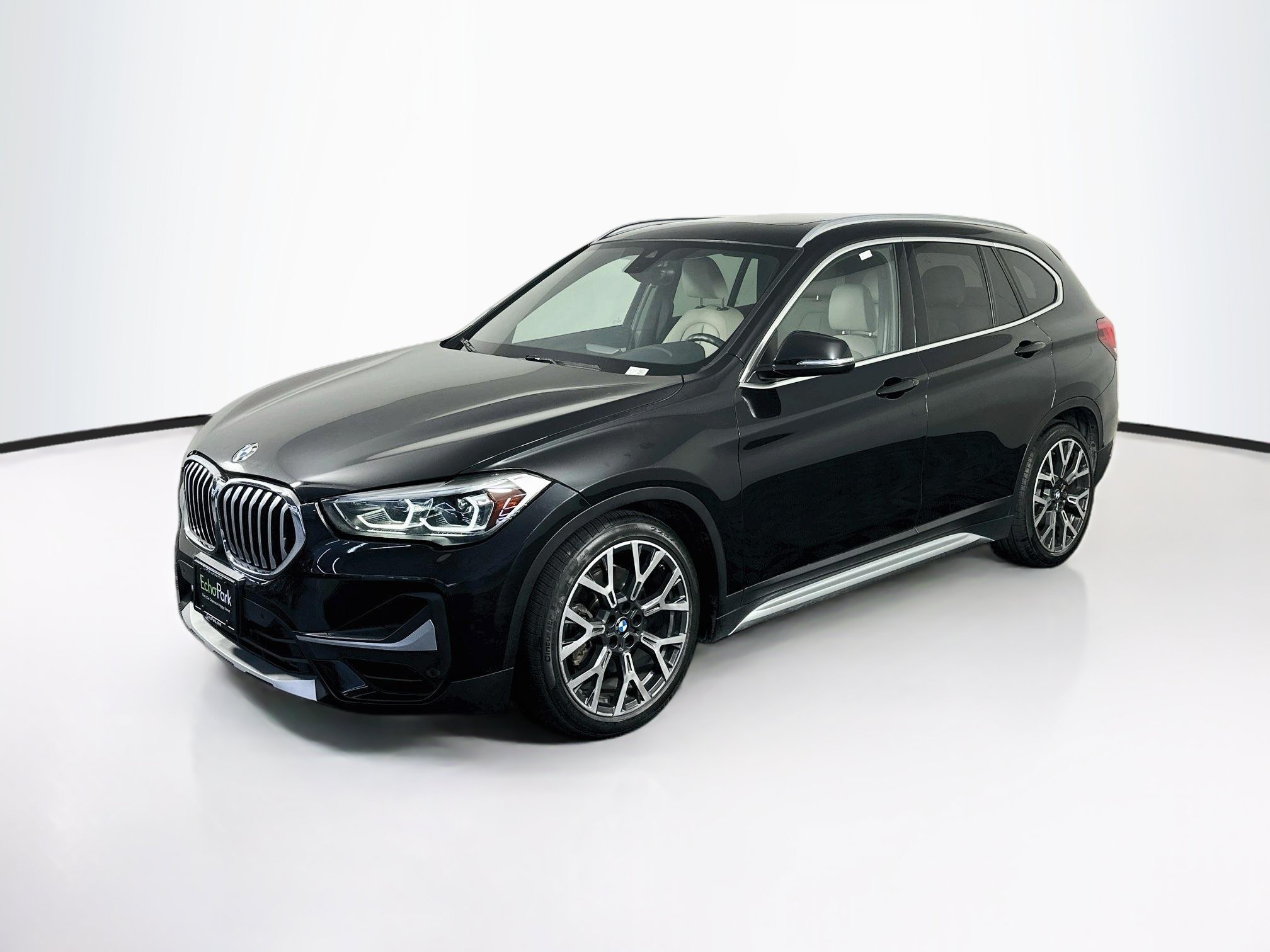 Used 2021 BMW X1 xDrive28i w/ Convenience Package AWD/4WD image 3