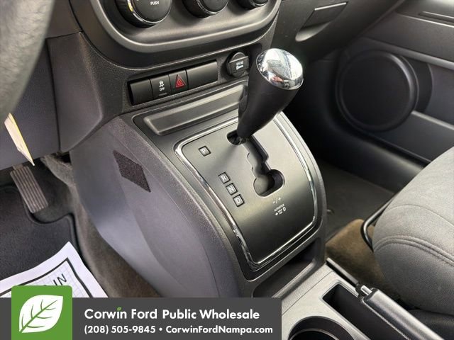 Used 2017 Jeep Compass Sport w/ Power Value Group image 18