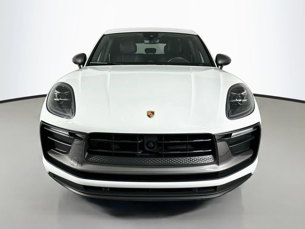 Certified 2024 Porsche Macan Turbo AWD/4WD image 6