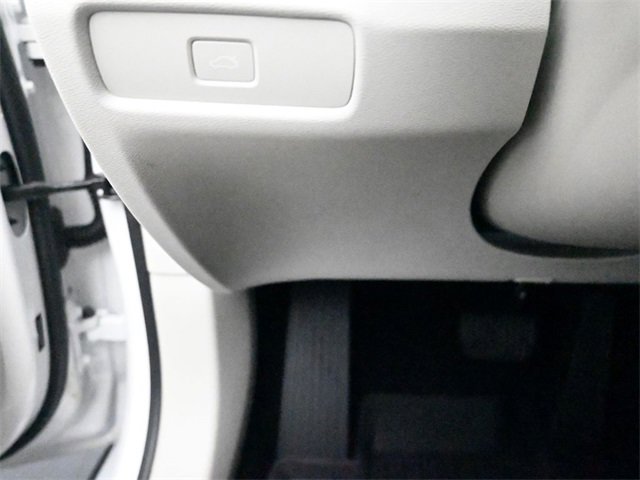 Used 2024 Volvo S60 B5 Plus w/ Climate Package image 16