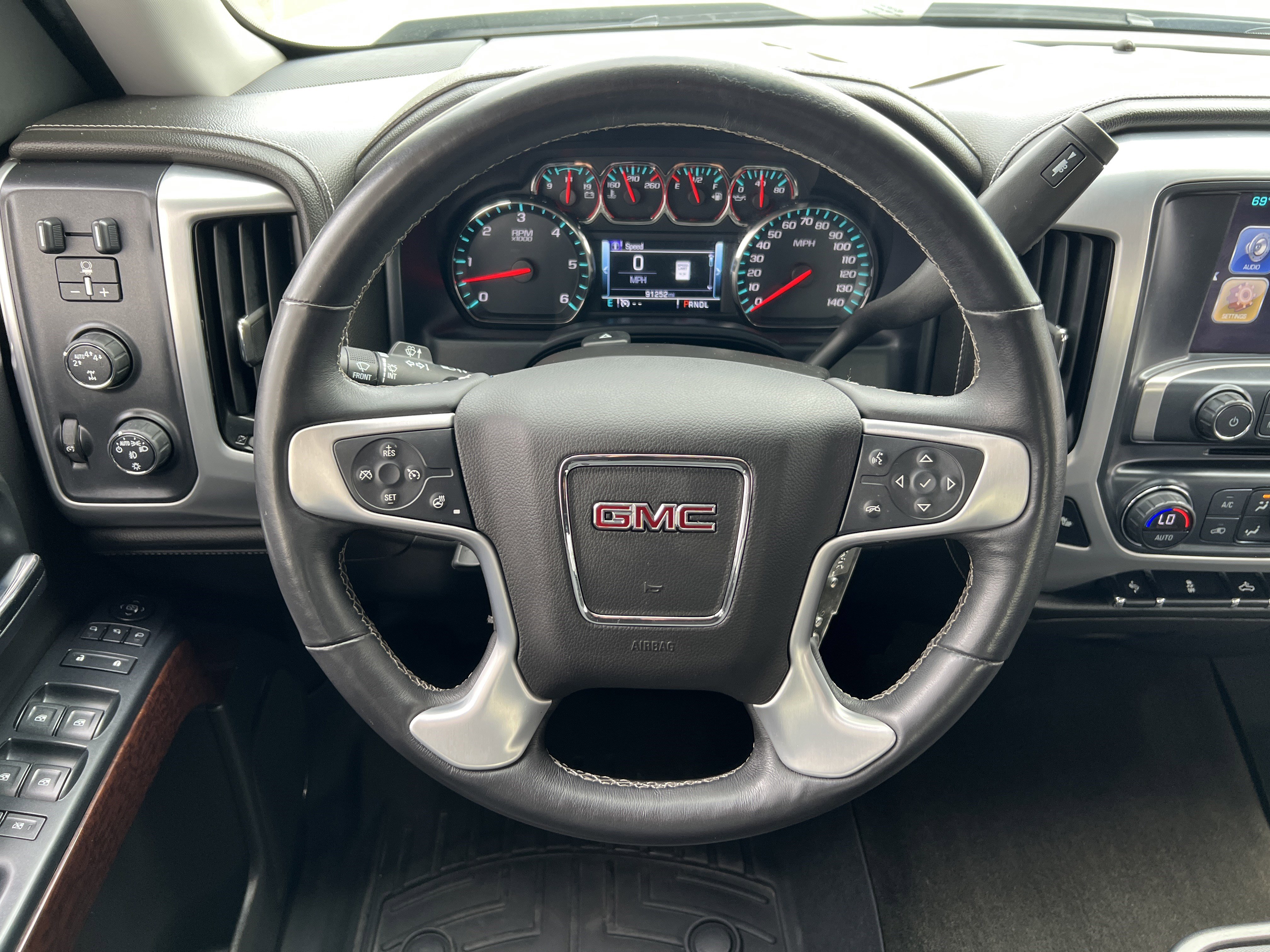 Used 2017 GMC Sierra 1500 SLT w/ SLT Preferred Package AWD/4WD image 25