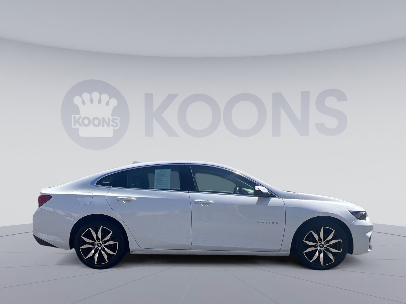 Used 2016 Chevrolet Malibu LT w/ Leather Package image 17