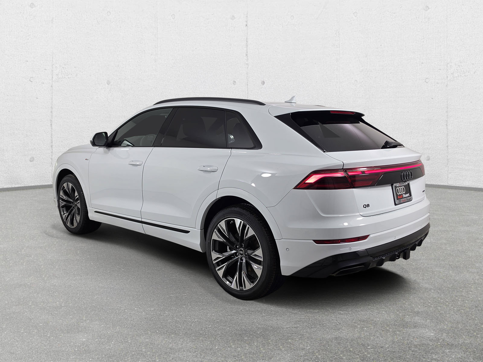 New 2027 Audi Q8 Premium Plus AWD/4WD image 4