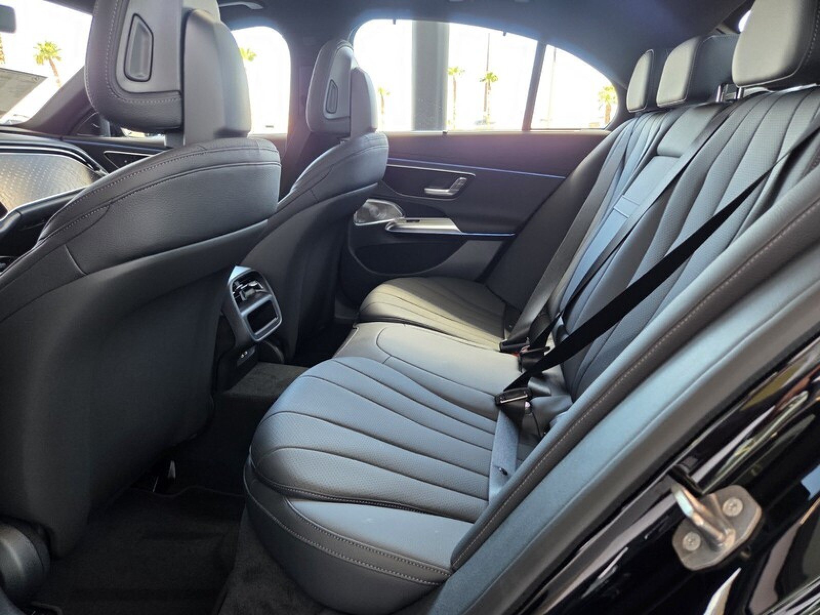 New 2027 Mercedes-Benz E 450 4MATIC Sedan image 12