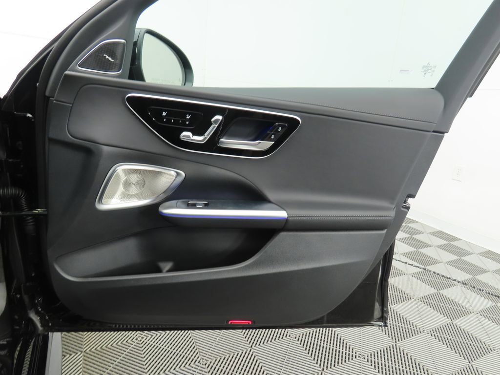 New 2025 Mercedes-Benz C 300 4MATIC Sedan image 27