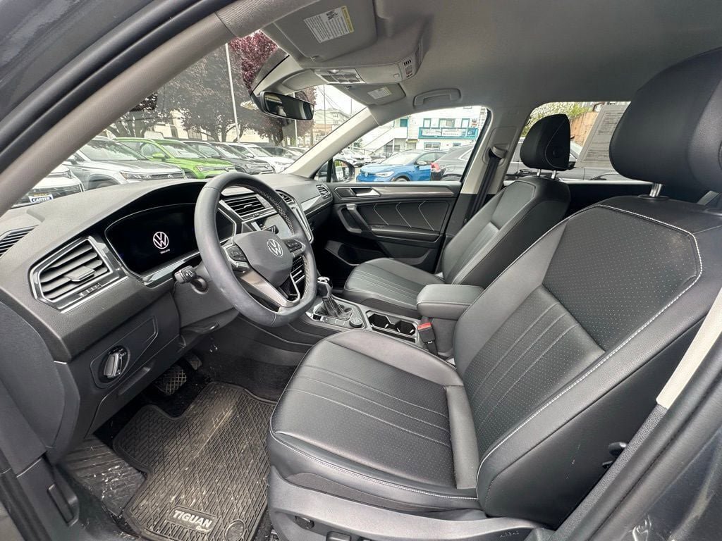 Certified 2023 Volkswagen Tiguan SE AWD/4WD image 9