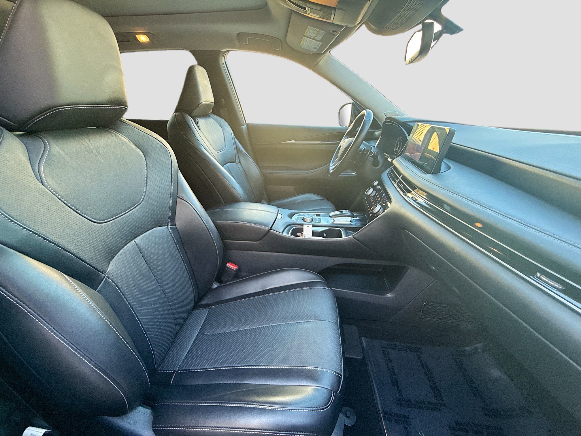 Used 2022 INFINITI QX60 Sensory w/ Cargo Package image 32