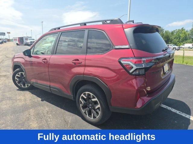 Used 2025 Subaru Forester Premium w/ Convenience Package #1 AWD/4WD image 8