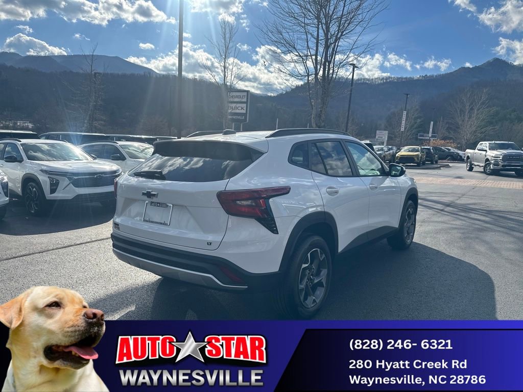 New 2025 Chevrolet Trax LT w/ LT Convenience Package image 29