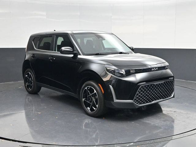 Used 2025 Kia Soul EX image 1