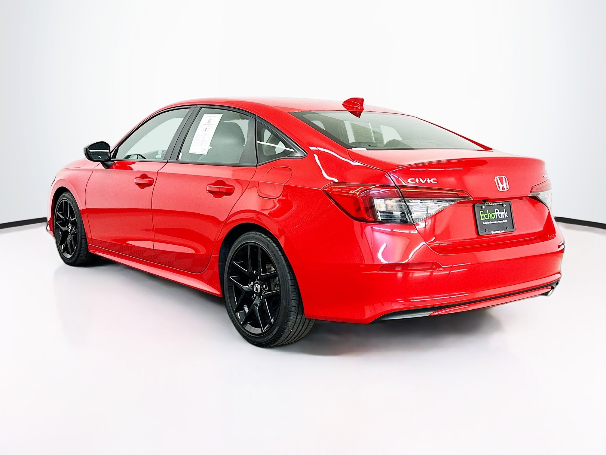 Used 2023 Honda Civic Sport image 5