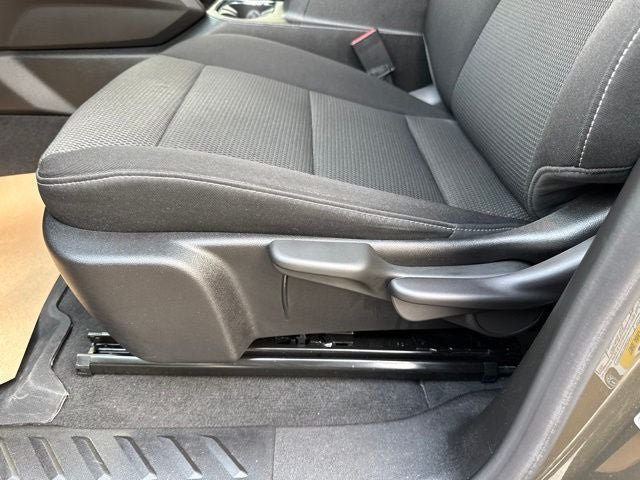 Used 2024 GMC Canyon Elevation w/ Convenience Package RWD image 11