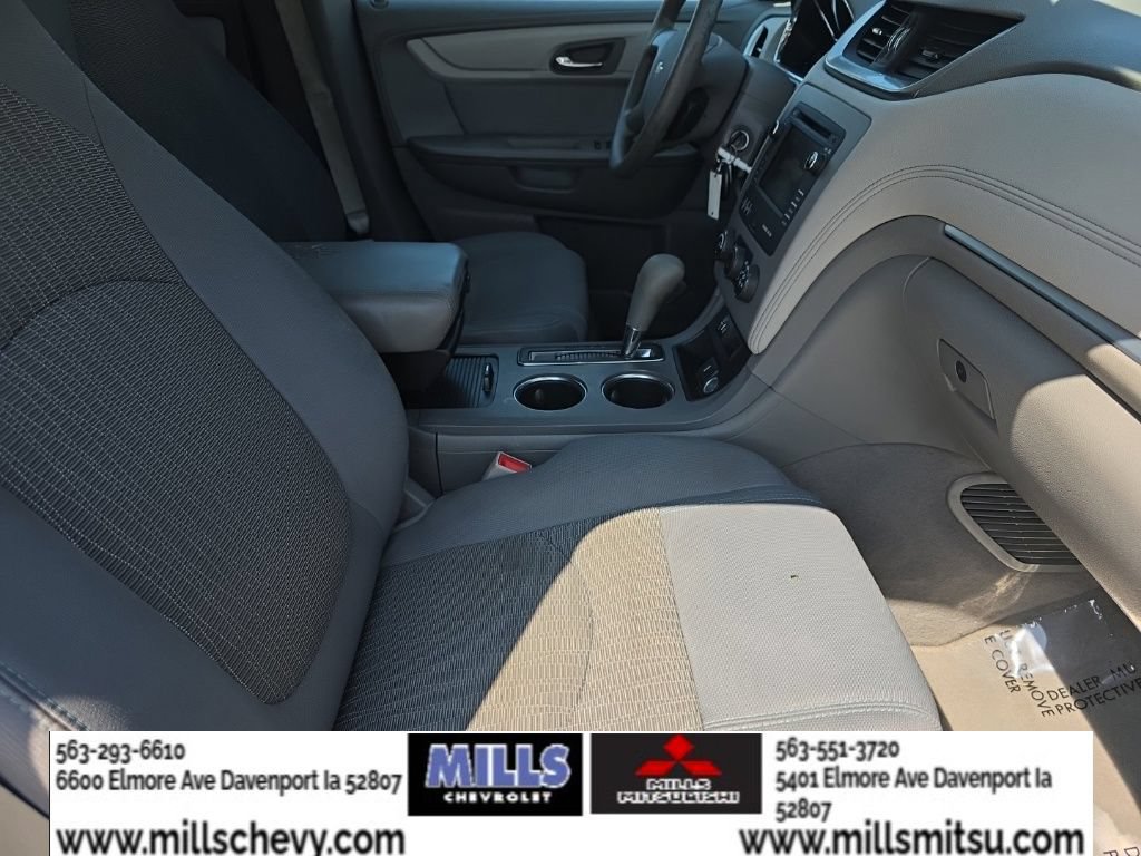 Used 2015 Chevrolet Traverse LS FWD image 21
