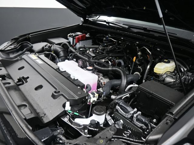 New 2025 Toyota 4Runner SR5 AWD/4WD image 10