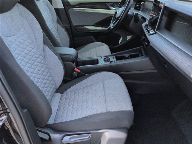Used 2025 Volkswagen Tiguan S w/ 18" Wheel Package AWD/4WD image 26
