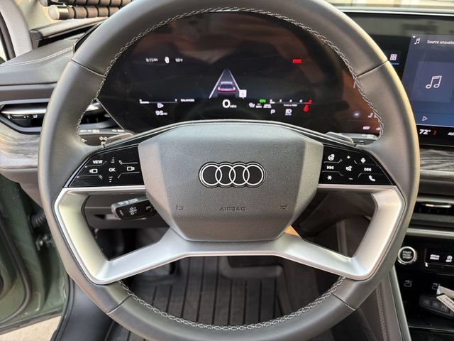 Used 2025 Audi Q5 Premium w/ Convenience Package AWD/4WD image 16
