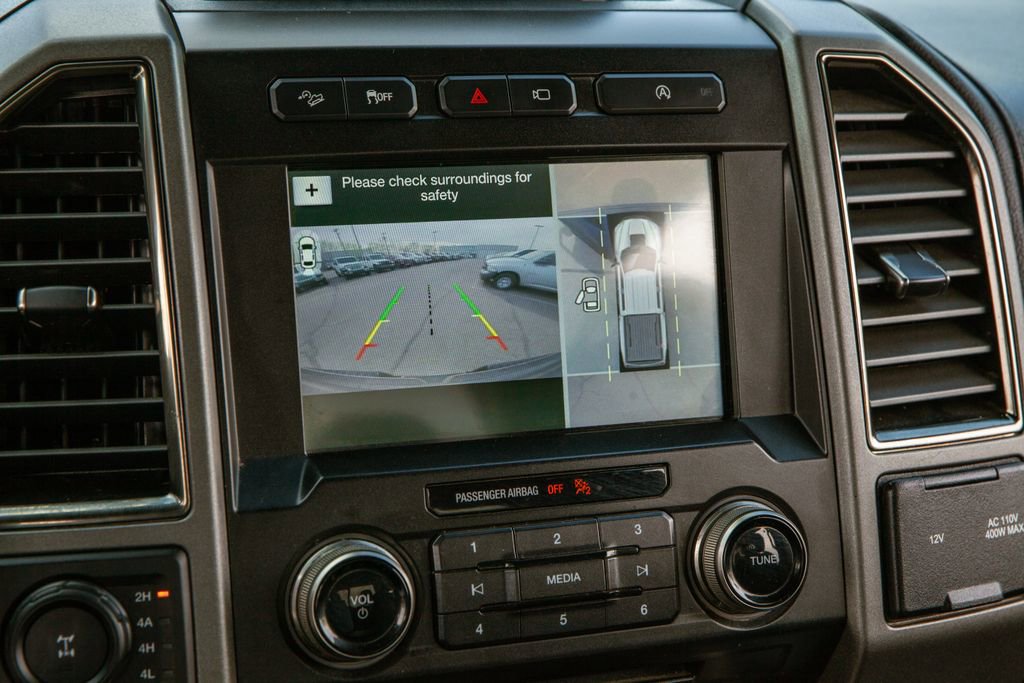 Used 2018 Ford F150 Raptor w/ Equipment Group 802A Luxury image 16