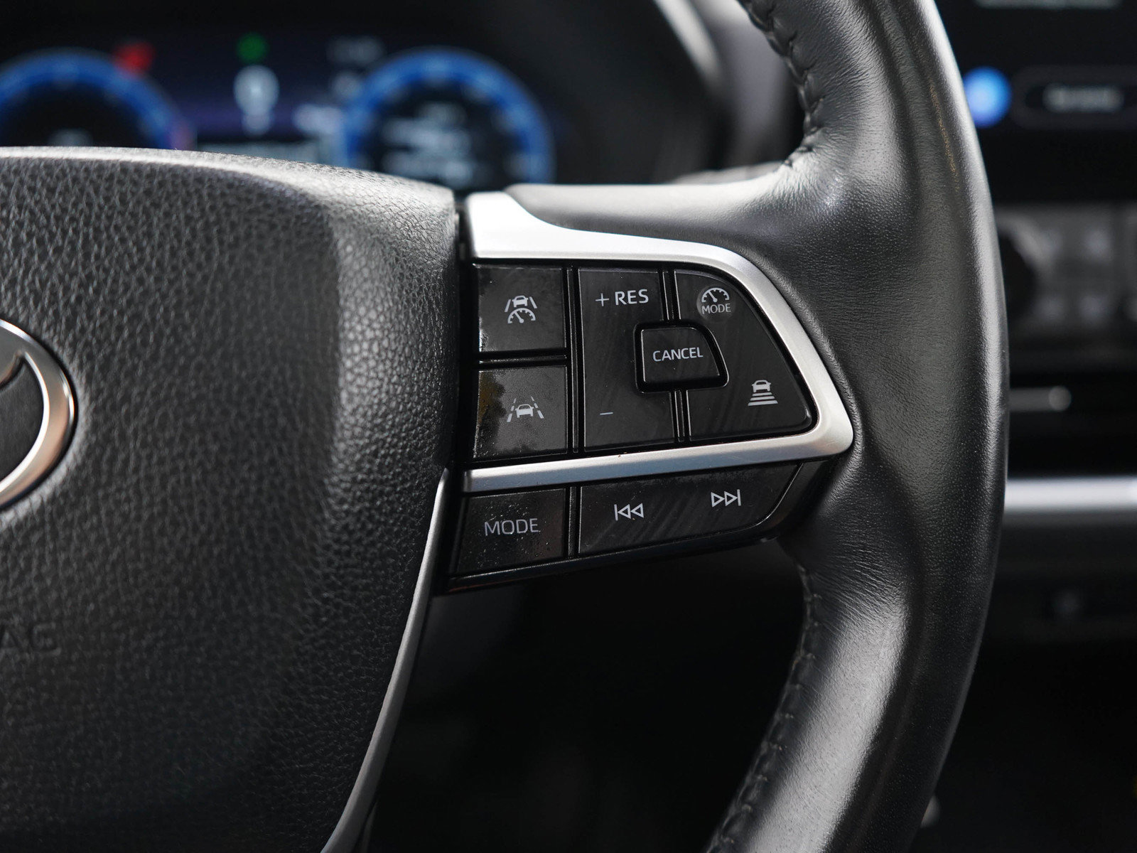 Used 2024 Toyota Grand Highlander AWD image 27