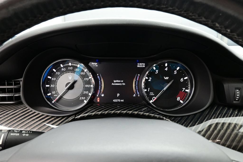 Used 2022 Maserati Quattroporte Trofeo RWD image 9