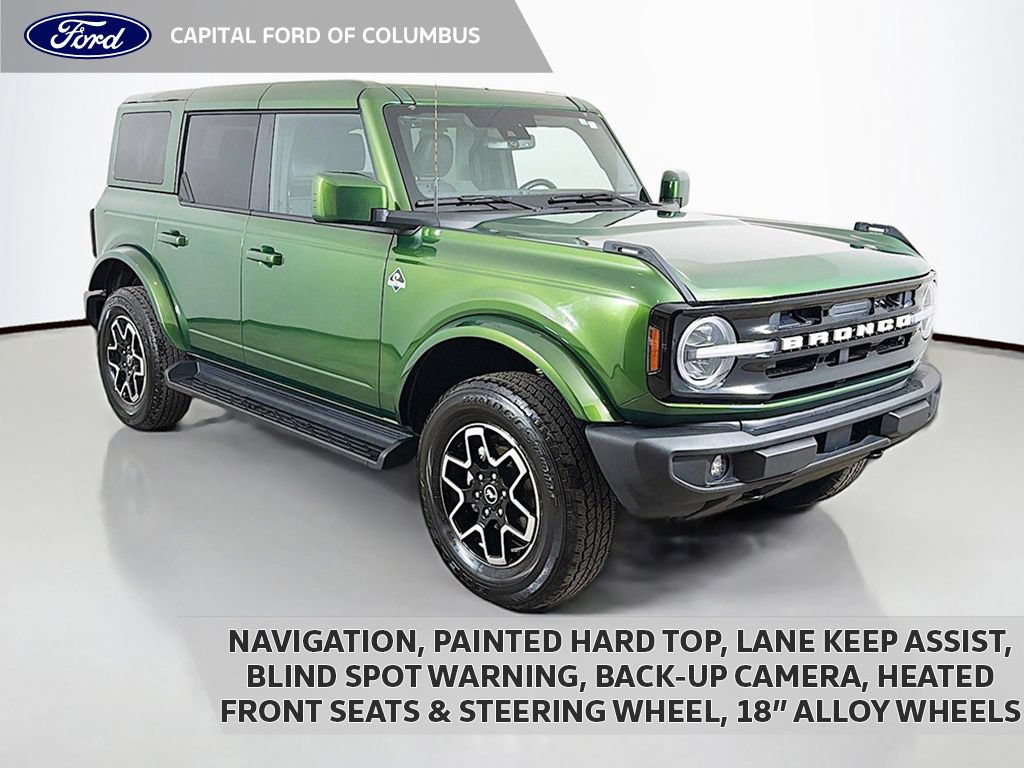 Used 2025 Ford Bronco Outer Banks AWD/4WD image 1