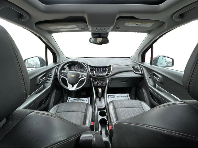 Used 2020 Chevrolet Trax LT w/ Sun & Sound Package image 29