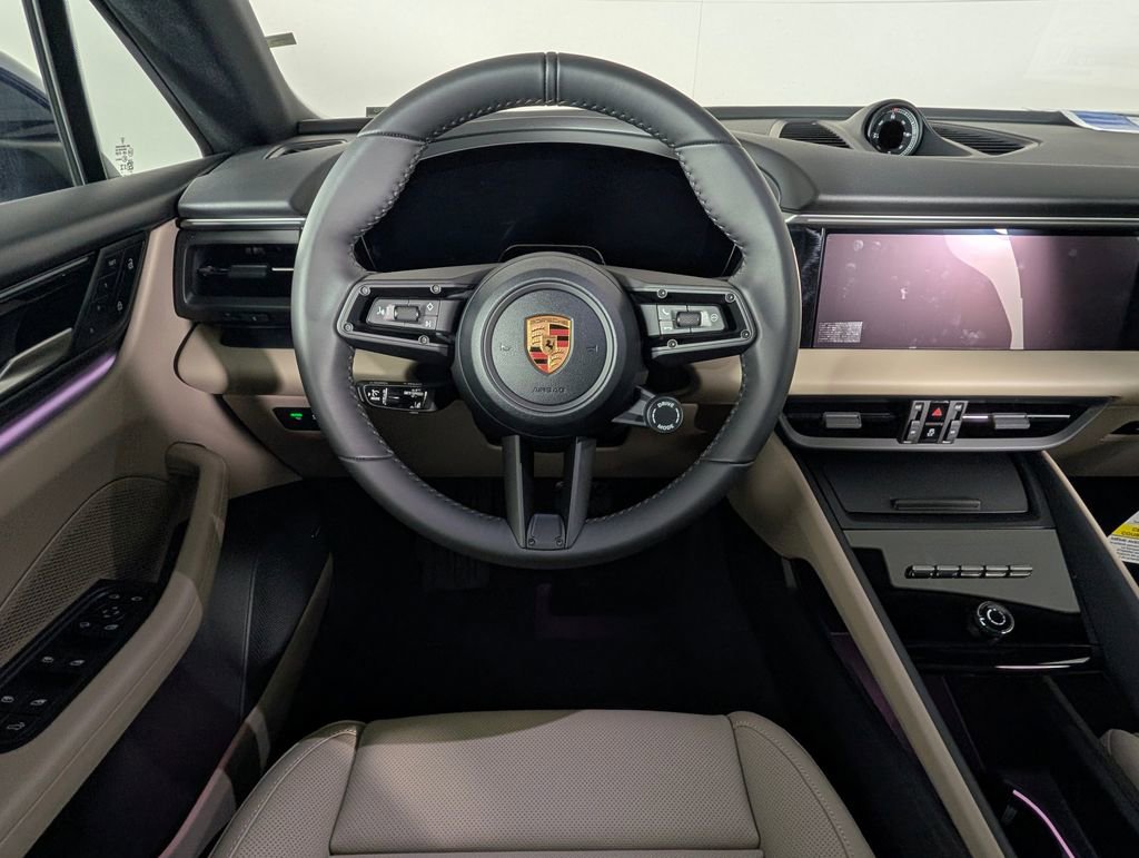 New 2026 Porsche Macan 4 Electric image 21