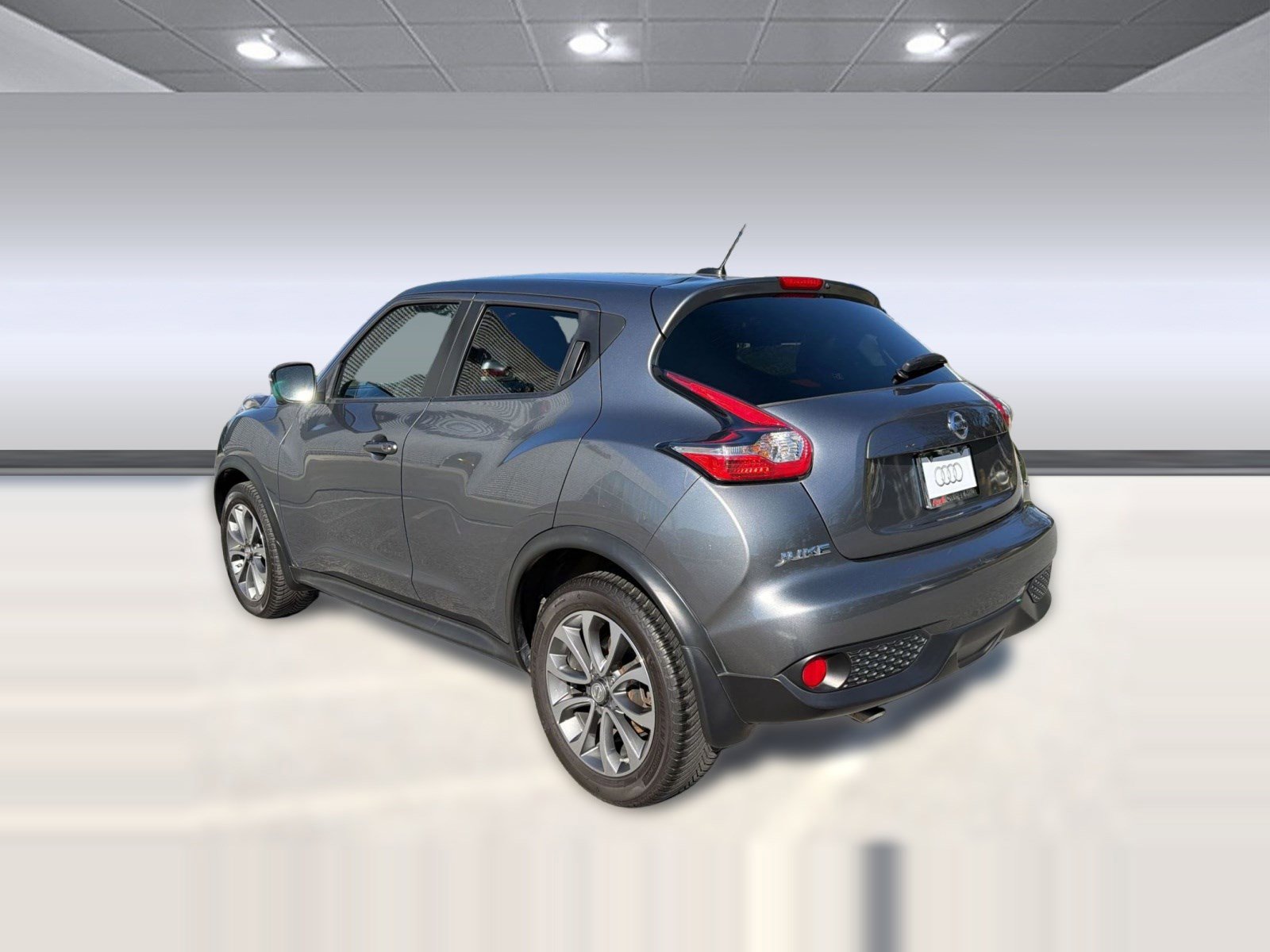 Used 2017 Nissan Juke SL image 3