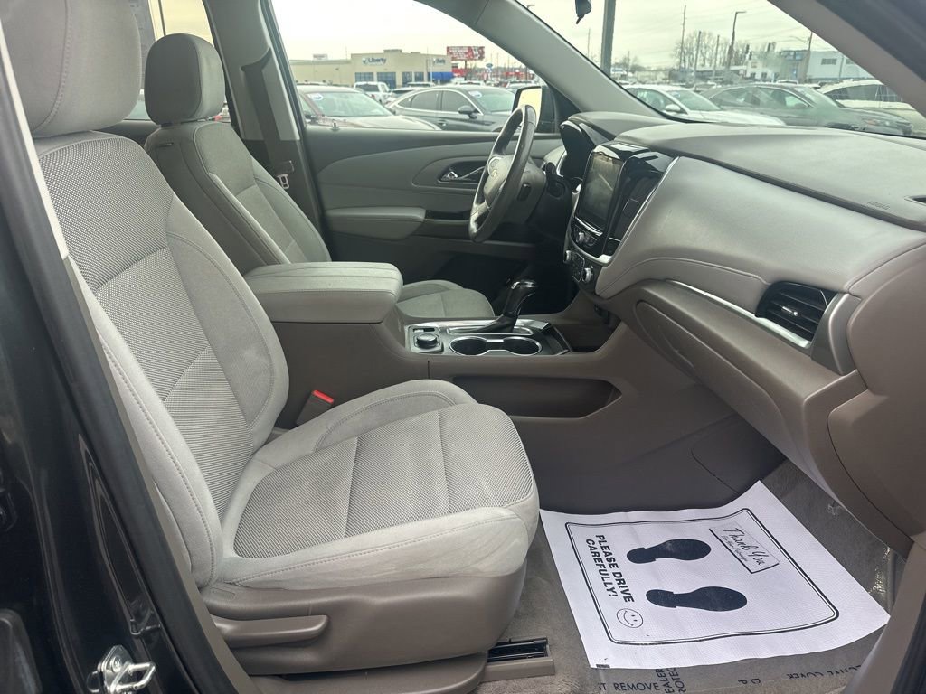 Used 2019 Chevrolet Traverse LT image 22