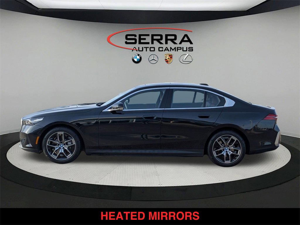 Used 2025 BMW i5 xDrive40 w/ Premium Package image 6