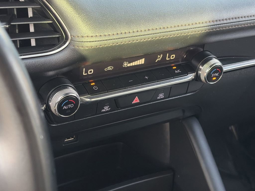 Used 2019 MAZDA MAZDA3 AWD Hatchback image 15