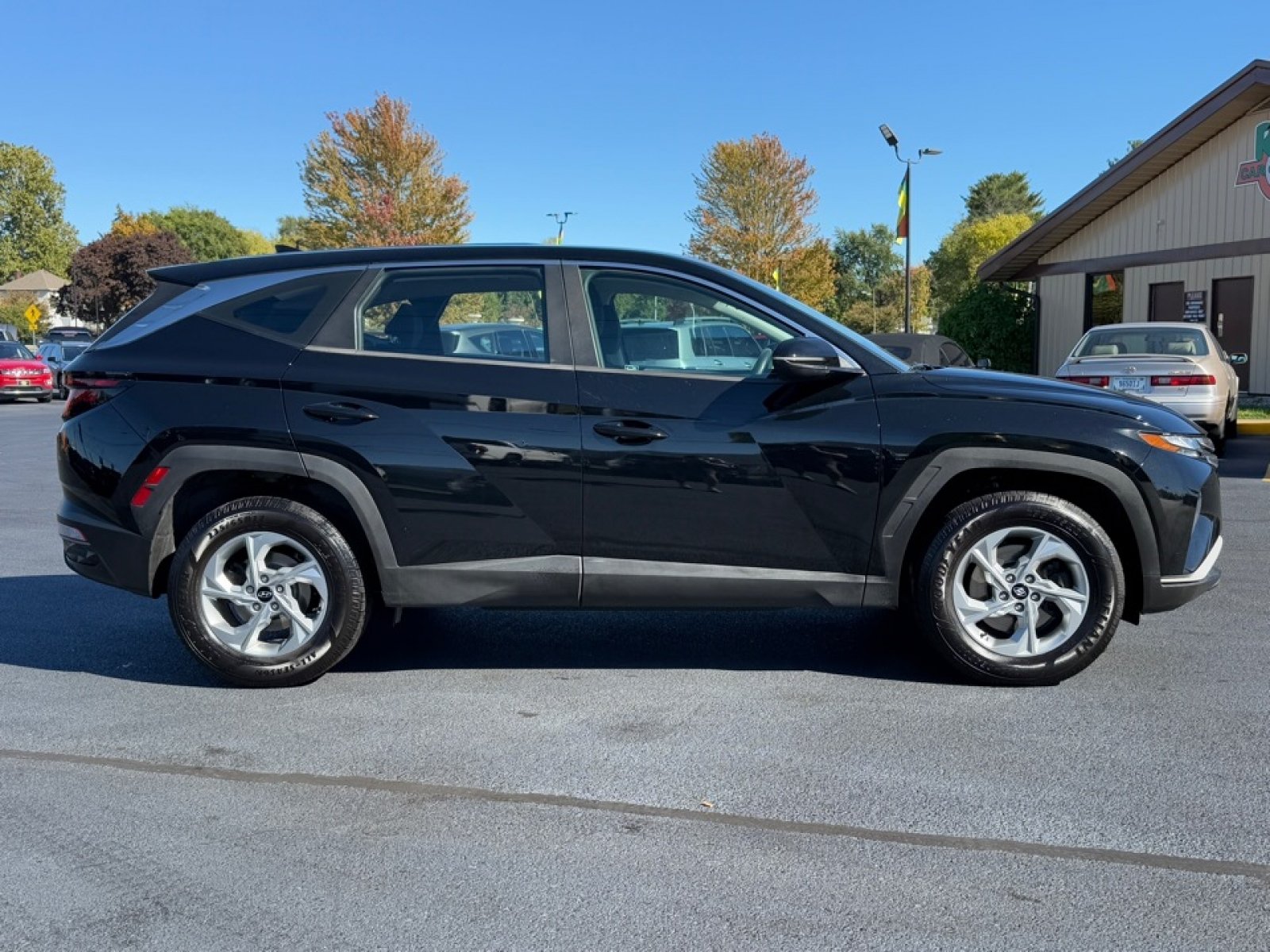 Used 2022 Hyundai Tucson SE AWD/4WD image 9