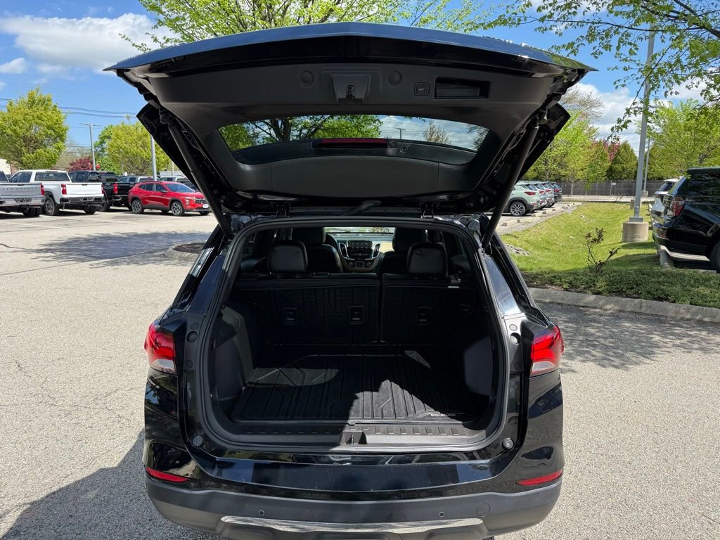 Used 2024 Chevrolet Equinox Premier AWD/4WD image 10