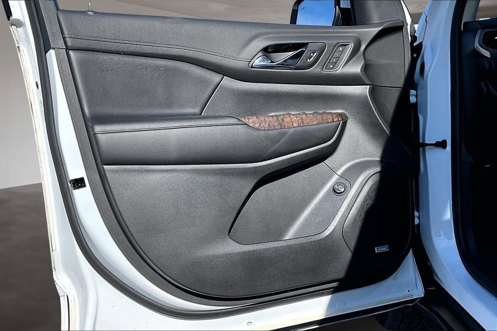 Used 2020 GMC Acadia Denali w/ Technology Package image 19